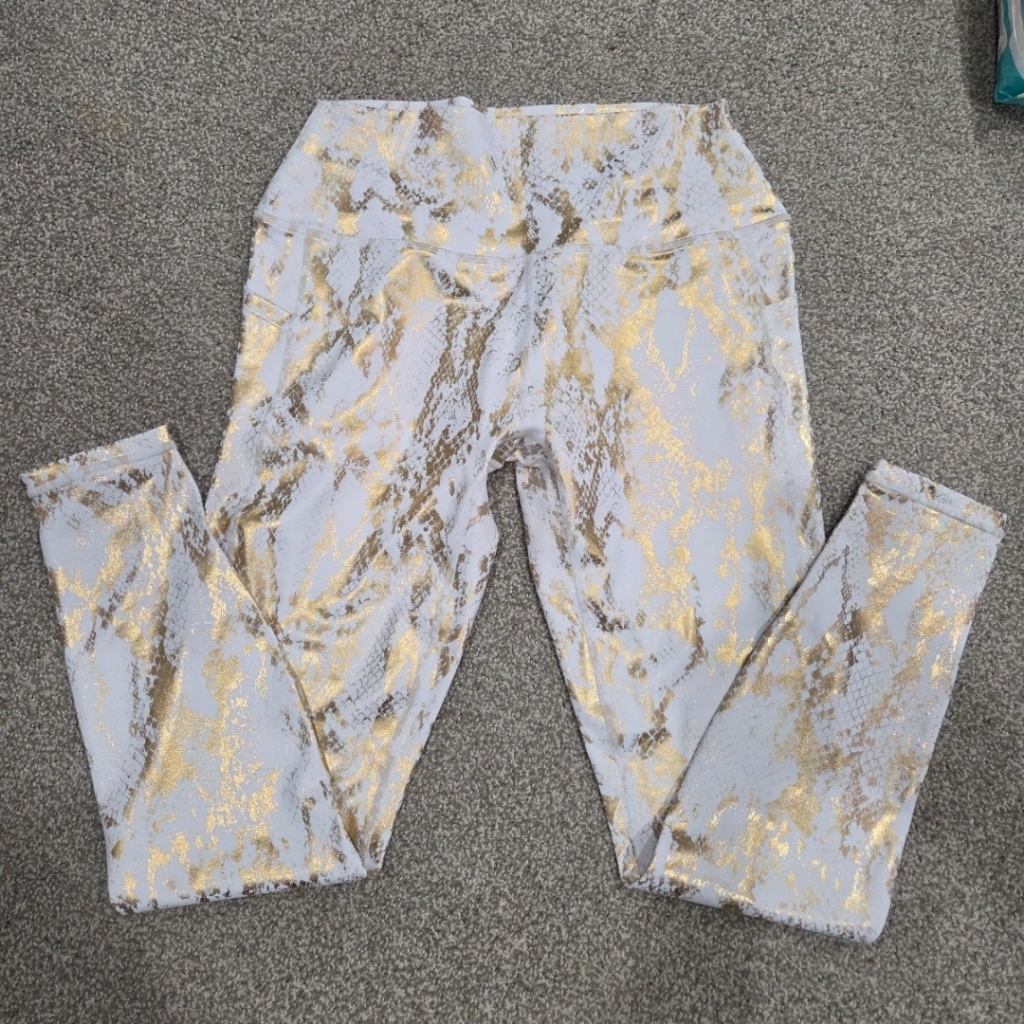 Curves And Combatboots Leggings